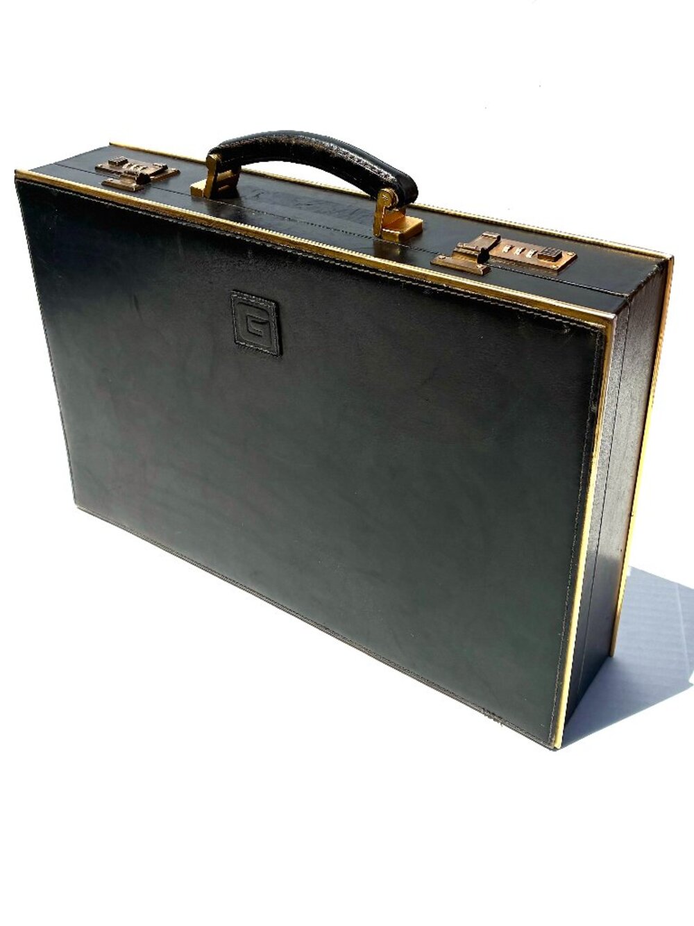 VTG Gilbarto Italian Hard-Shell Attaché Briefcase Black Leather Brass w/Dustbag